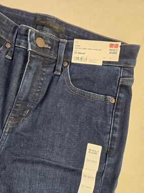 UNIQLO High-Rise Skinny Ankle Jeans